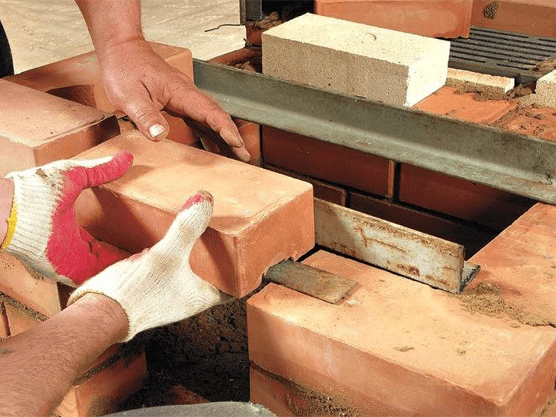 kak-vybrat-kirpich-dlya-vozvedeniya-pechi-ili-kamina.png