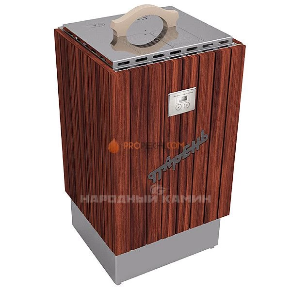 Парень красное дерево