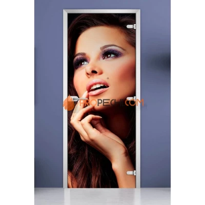 Стеклянная межкомнатная дверь DoorWood с фотопечатью Woman-15, 2000х700 мм