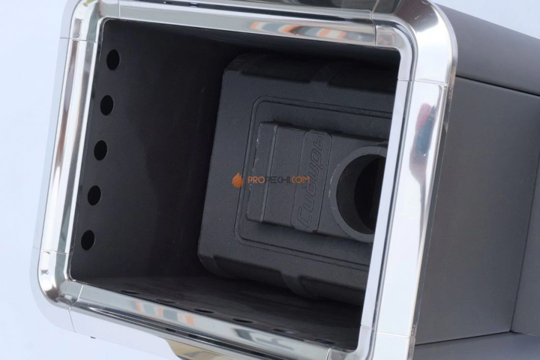 Чугунная банная печь "Сибирь-18" конвекционная с чугунной топочной дверцей