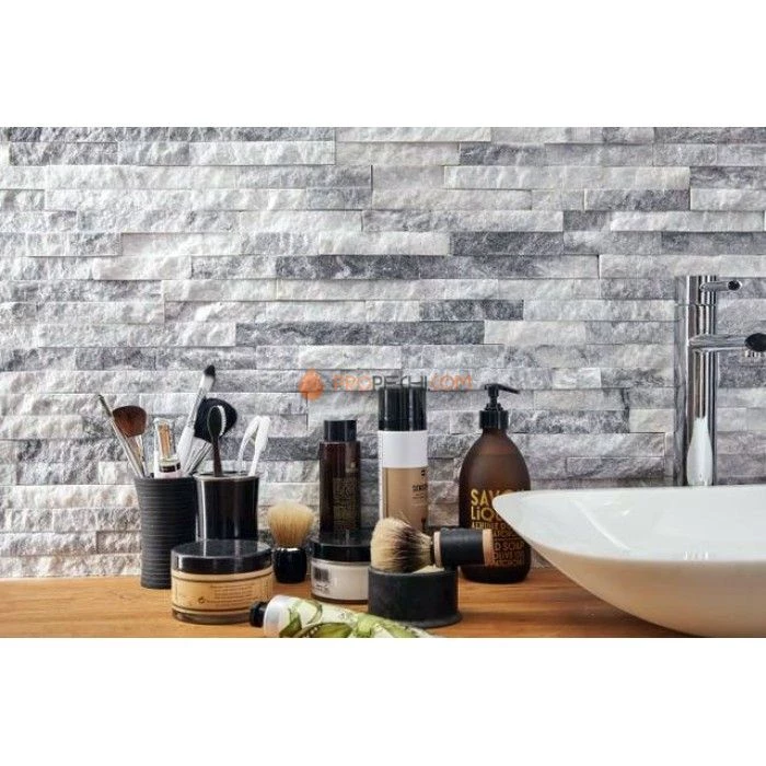 Панель Неоклассик бело-серый (600х150мм) упак. (6шт/0,54м2)