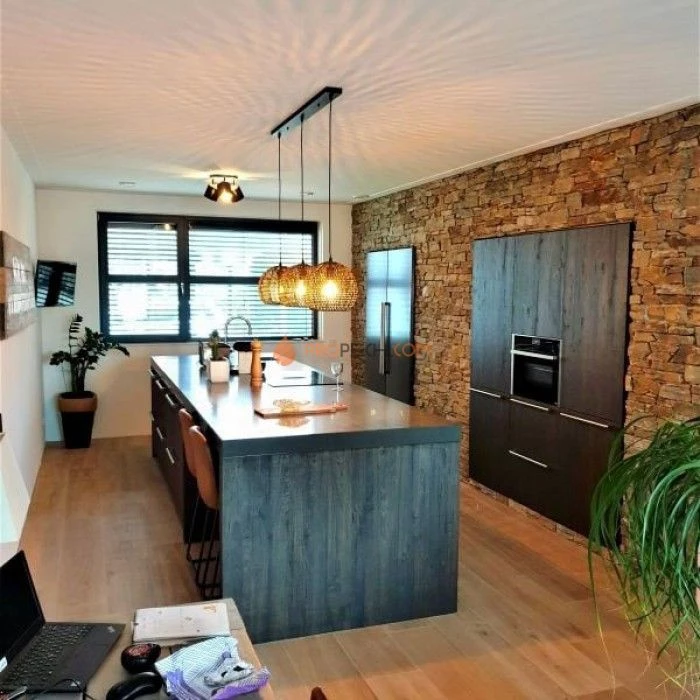 Панель из грубого камня Кварцит Мультиколор (550х200мм) упак. (4шт/0,44м2)