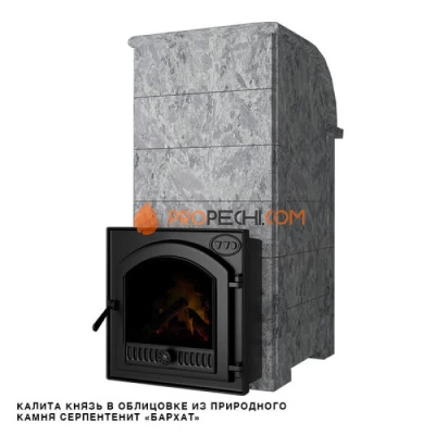 Чугунная печь для бани Инжкомцентр ВВД Калита Князь (серпентинит Бархат) с чугунным порталом и чугунной дверцей, дымоход сбоку