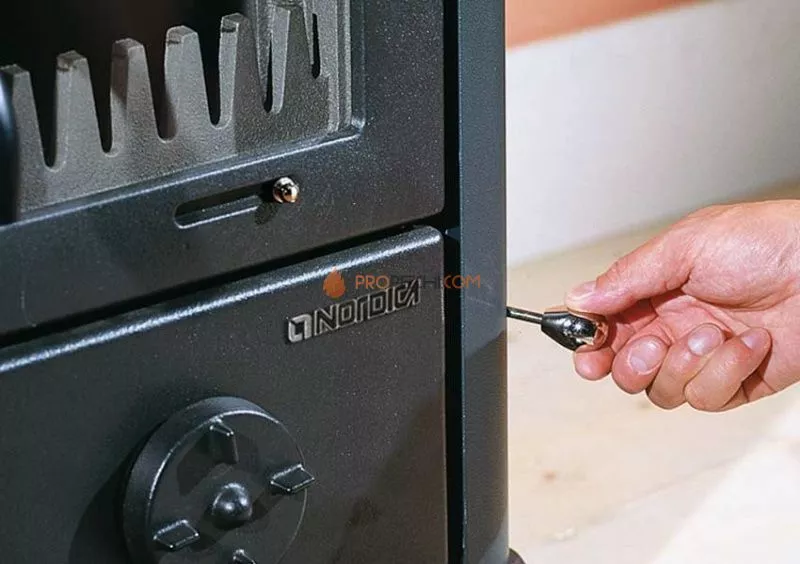 Печь-камин LaNordica Dorella L8 Liberty Bordeaux